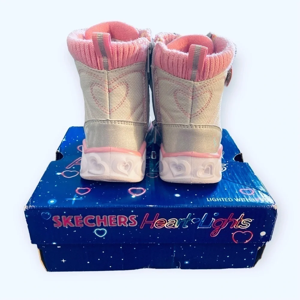 Skechers Toddler Girls Heart Chaser Gray Light Up Winter Boots Shoes Size 6T